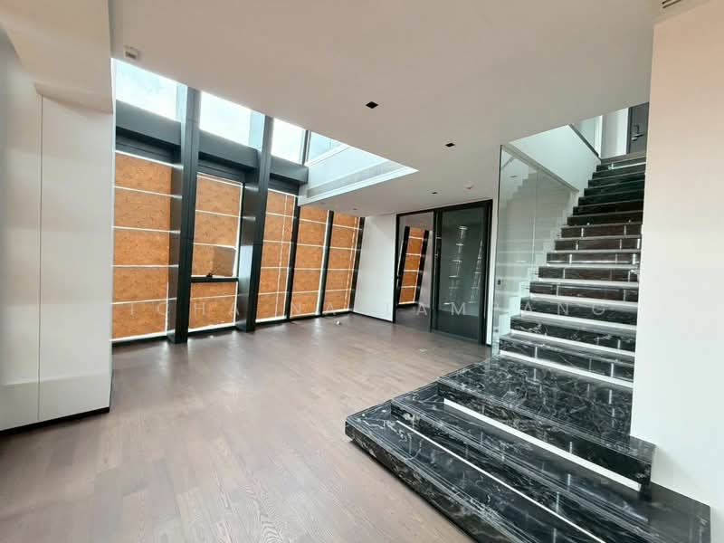 AESTIQ Thonglor, Bangkok, 916 Soi Sukhumvit 55, Khlong Tan Nua, Watthana, Bangkok, 4 Bedrooms, 274 sqm, Condo For Sale, by Nicha Na Lampang, 500482410 - DDproperty.com