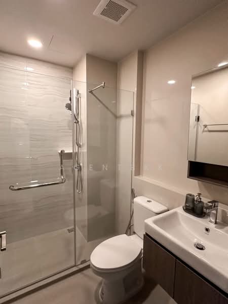 Aspire Onnut Station, Bangkok, Sukhumvit Road, Phra Kanong, Khlong Toei, Bangkok, 1 Bedroom, 31 sqm, Condo For Rent, by Agentbkk, 500482427 - DDproperty.com