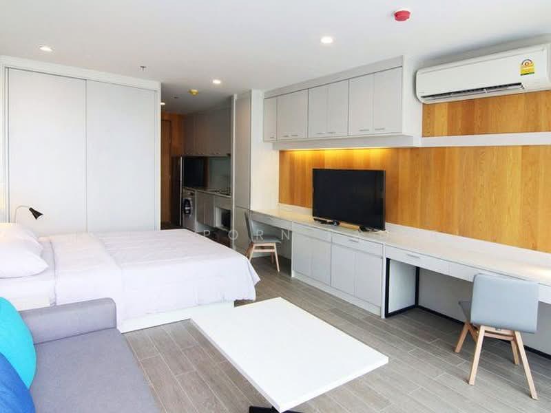 Noble Revo Silom, Bangkok, 88 Soi Surasak Surasak Road, Silom, Bang Rak, Bangkok, Studio, 34 sqm, Condo For Rent, by Patraporn Kansri, 500482435 - DDproperty.com
