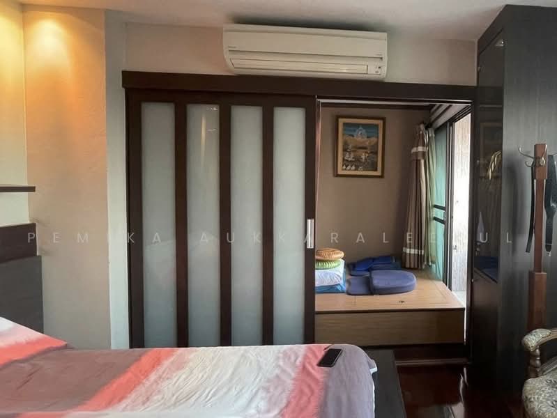 Lumpini Ville Phahol-Suthisarn, Bangkok, 23 Inthamara 2 Alley, Samsen Nai, Phaya Thai, Bangkok, 3 Bedrooms, 138 sqm, Condo For Sale, by Pemika Aukkaraleekul, 500482445 - DDproperty.com