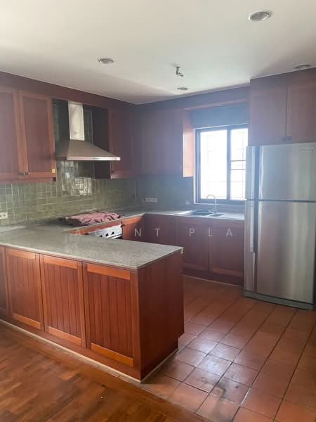 4-Story Home Office for Rent, Soi Rim Thang Duan 2, Sukhumvit 62, near BTS Bang Chak Station (SPSAD4, Bangkok, Bang Chak, Phra Khanong, Bangkok, , 840 sqm, Shophouse For Rent, by Agent Pla, 500482454 - DDproperty.com
