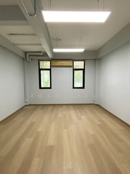 4-Story Home Office for Rent, Soi Rim Thang Duan 2, Sukhumvit 62, near BTS Bang Chak Station (SPSAD4, Bangkok, Bang Chak, Phra Khanong, Bangkok, , 840 sqm, Shophouse For Rent, by Agent Pla, 500482454 - DDproperty.com