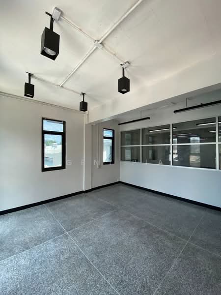 4-Story Home Office for Rent, Soi Rim Thang Duan 2, Sukhumvit 62, near BTS Bang Chak Station (SPSAD4, Bangkok, Bang Chak, Phra Khanong, Bangkok, , 840 sqm, Shophouse For Rent, by Agent Pla, 500482454 - DDproperty.com
