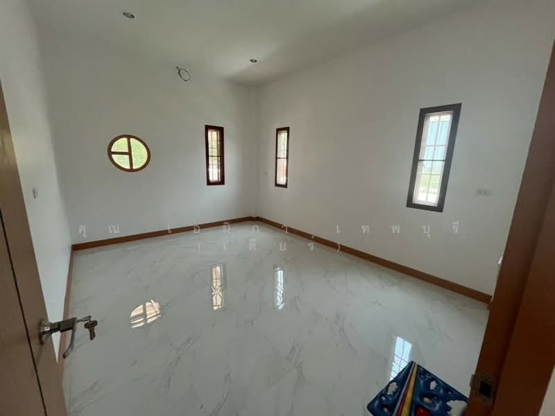 บ้านเดี่ยว 1 ชั้น 40 ตร.ว. บ้านเดี่ยว ใกล้ตลาดหทัยมิตร ถนนนิมิตใหม่40, กรุงเทพ, ถนนนิมิตใหม่40, สามวาตะวันออก, คลองสามวา, กรุงเทพ, 150 ตร.ม., บ้านเดี่ยว ขาย, โดย คุณ เอมิกา เทพบุรี (เดียร์), 500482463 - DDproperty.com