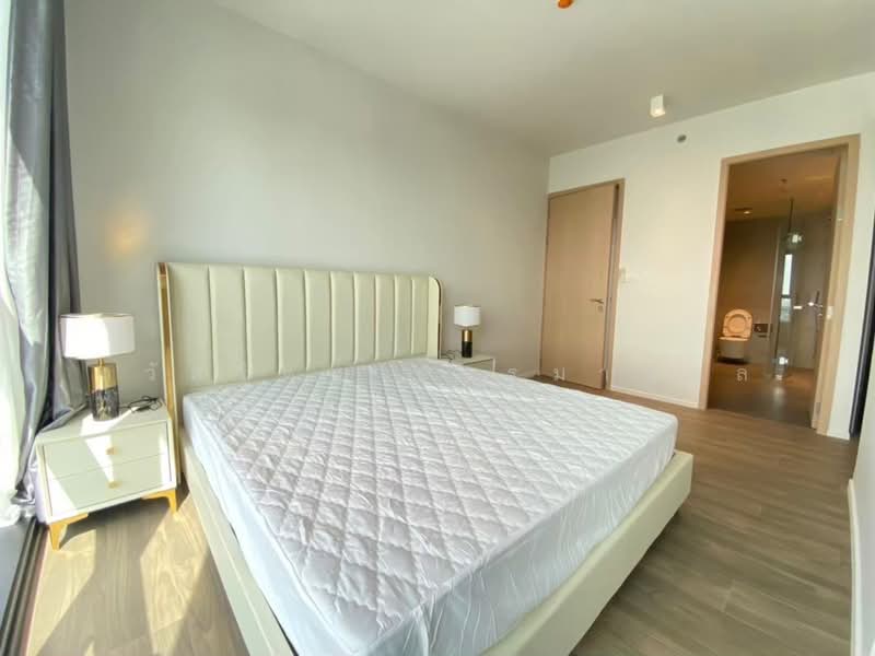 The Lofts Silom, Bangkok, Pramuan Road, Silom, Bang Rak, Bangkok, 2 Bedrooms, 107 sqm, Condo For Sale, by ถวัลรัตน์ ธรรมานุกูล, 500482470 - DDproperty.com