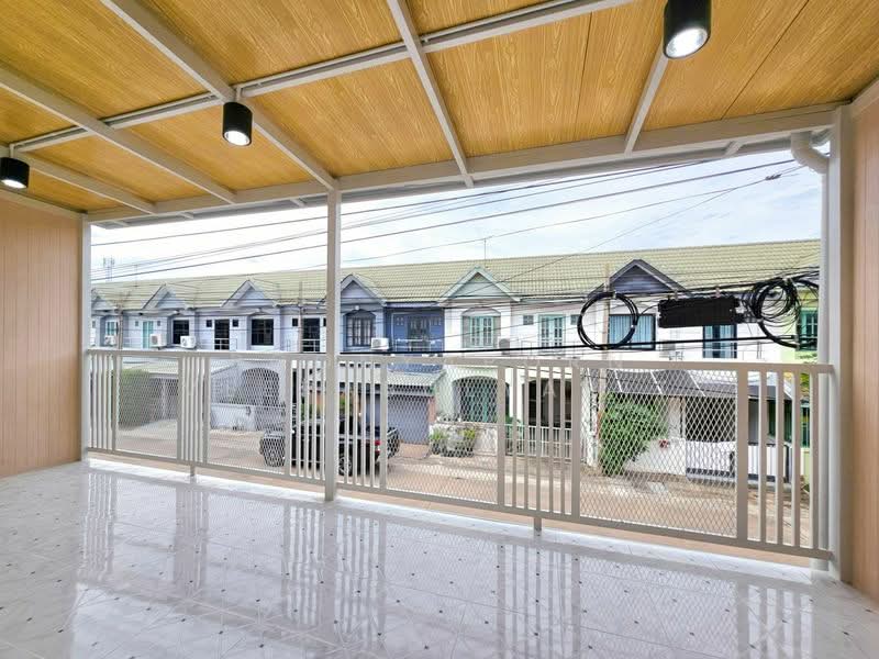หมู่บ้านสุชา บางบัวทอง, Nonthaburi, Lahan, Bang Bua Thong, Nonthaburi, 5 Bedrooms, 172 sqm, Townhouse For Sale, by Poonyaporn Veerabulyarit, 500482484 - DDproperty.com