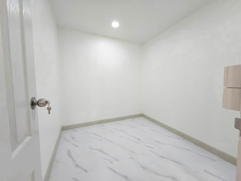 หมู่บ้านสุชา บางบัวทอง, Nonthaburi, Lahan, Bang Bua Thong, Nonthaburi, 5 Bedrooms, 172 sqm, Townhouse For Sale, by Poonyaporn Veerabulyarit, 500482484 - DDproperty.com