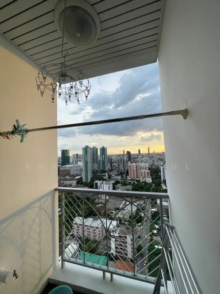 The Complete Narathiwat, Bangkok, 9 Naradhiwas Rajanagarindra Rd, Chong Nonsi, Yan Nawa, Bangkok, 1 Bedroom, 36 sqm, Condo For Sale, by Pemika Aukkaraleekul, 500482517 - DDproperty.com
