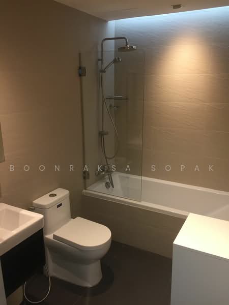 Baan Phrom Phong, Bangkok, Soi Sukhumvit 39, Khlong Tan Nua, Watthana, Bangkok, 2 Bedrooms, 114 sqm, Condo For Rent, by Boonraksa Sopak, 500482530 - DDproperty.com