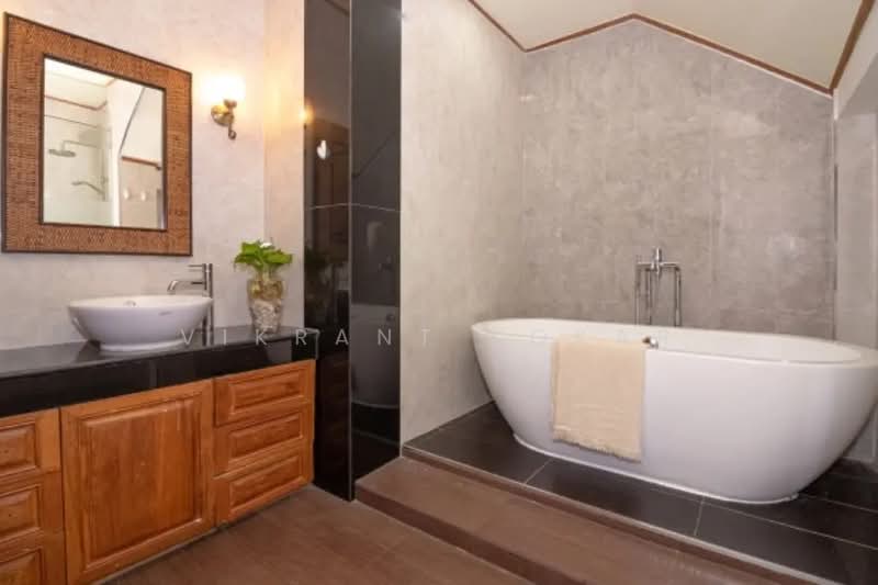 undefined, Chon Buri (Pattaya), Nong Pru, Bang Lamung (Pattaya), Chon Buri (Pattaya), 5 Bedrooms, 680 sqm, Single Detached House For Rent, by Vikrant Kokar, 500482532 - DDproperty.com