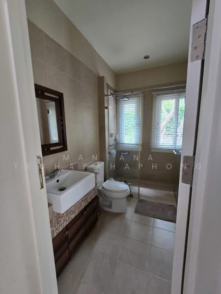 Silk Road Place, Chon Buri (Pattaya), Chaiyapruek 2 Road, Bang Lamung, Bang Lamung (Pattaya), Chon Buri (Pattaya), 3 Bedrooms, 300 sqm, Single Detached House For Rent, by Mantana Techapahaphong, 500482544 - DDproperty.com