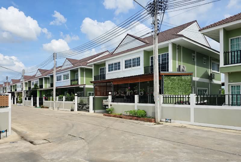 คันทรี วิลเลจ 9, ชลบุรี, บึง, ศรีราชา, ชลบุรี, 134 ตร.ม., บ้านแฝด ขาย, โดย The Best Property ปู, 500482547 - DDproperty.com