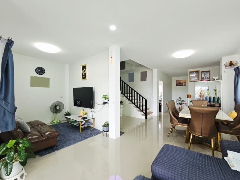 คันทรี วิลเลจ 9, ชลบุรี, บึง, ศรีราชา, ชลบุรี, 134 ตร.ม., บ้านแฝด ขาย, โดย The Best Property ปู, 500482547 - DDproperty.com