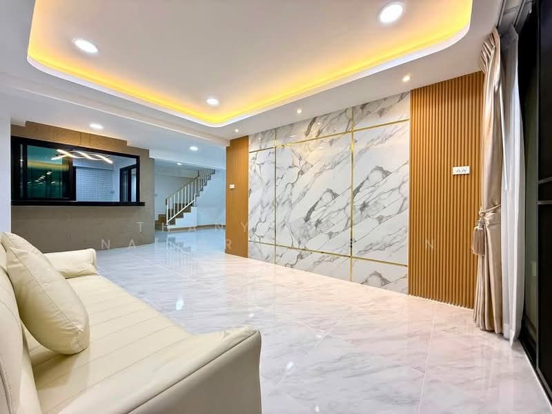 เพชรเกษม 68, Bangkok, Bang Kae Nua, Bang Khae, Bangkok, 5 Bedrooms, 216 sqm, Townhouse For Sale, by Thanyathita Nalinratphokin, 500482552 - DDproperty.com