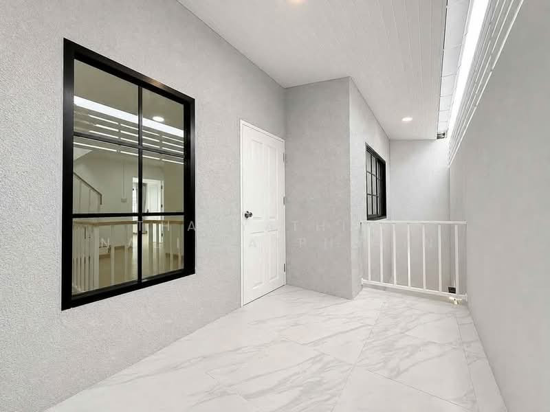 เพชรเกษม 68, Bangkok, Bang Kae Nua, Bang Khae, Bangkok, 5 Bedrooms, 216 sqm, Townhouse For Sale, by Thanyathita Nalinratphokin, 500482552 - DDproperty.com