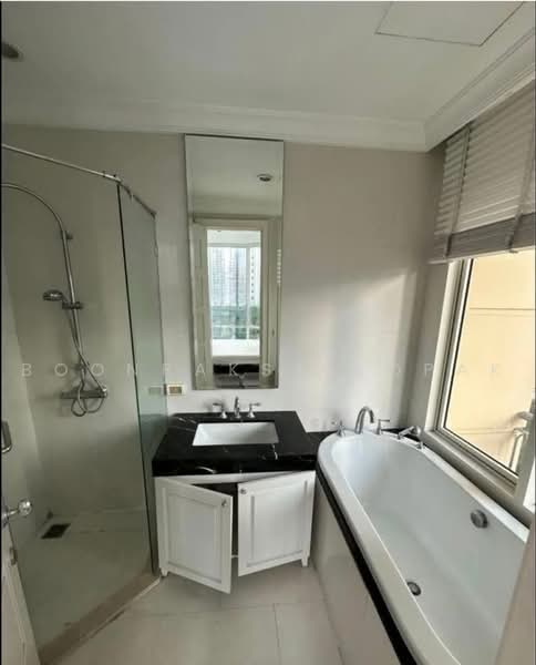 Royce Private Residences, Bangkok, 61 Soi Sukhumvit 31, Khlongtoei Nua, Watthana, Bangkok, 3 Bedrooms, 146 sqm, Condo For Rent, by Boonraksa Sopak, 500482568 - DDproperty.com