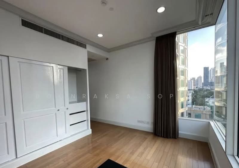 Royce Private Residences, Bangkok, 61 Soi Sukhumvit 31, Khlongtoei Nua, Watthana, Bangkok, 3 Bedrooms, 146 sqm, Condo For Rent, by Boonraksa Sopak, 500482568 - DDproperty.com