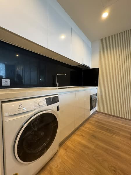 Noble Form Thonglor, Bangkok, Sukhumvit 55, Khlong Tan Nua, Watthana, Bangkok, 2 Bedrooms, 73 sqm, Condo For Rent, by Preeyapohn Jatuchai, 500482577 - DDproperty.com