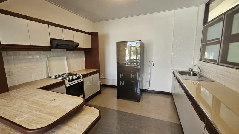Tippy Court, Bangkok, 19 Sukhumvit 35 Alley, Khlongtoei Nua, Watthana, Bangkok, 3 Bedrooms, 170 sqm, Condo For Rent, by BANGKOK PROPERTY AGENTS, 500482580 - DDproperty.com