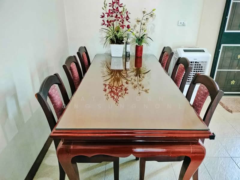 3-BR House, Bangkok, Bang Waek, Phasi Charoen, Bangkok, 3 Bedrooms, 150 sqm, Single Detached House For Sale, by Pattaporn Yongsungnone, 500482581 - DDproperty.com