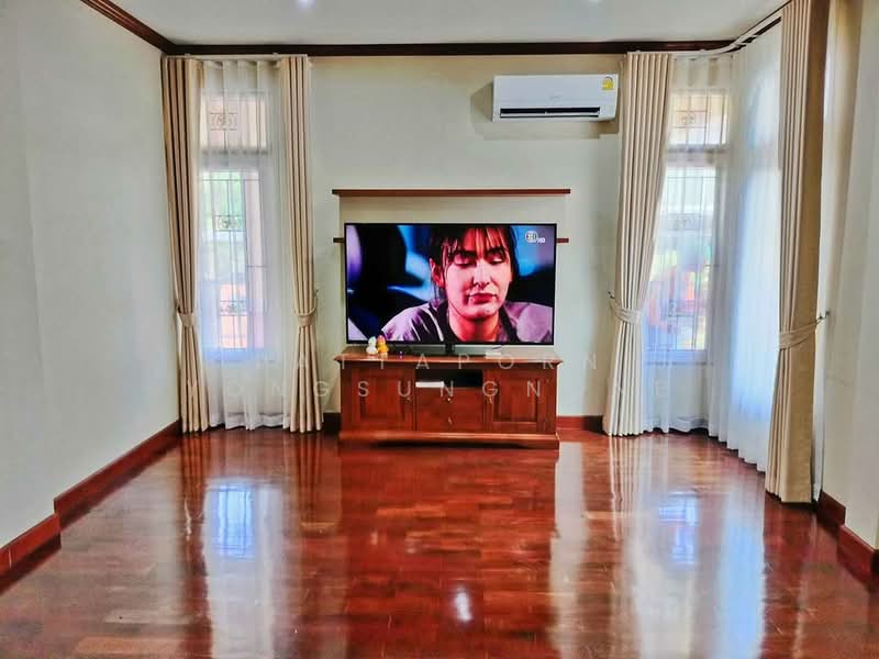 3-BR House, Bangkok, Bang Waek, Phasi Charoen, Bangkok, 3 Bedrooms, 150 sqm, Single Detached House For Sale, by Pattaporn Yongsungnone, 500482581 - DDproperty.com