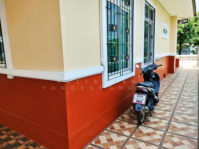 3-BR House, Bangkok, Bang Waek, Phasi Charoen, Bangkok, 3 Bedrooms, 150 sqm, Single Detached House For Sale, by Pattaporn Yongsungnone, 500482581 - DDproperty.com