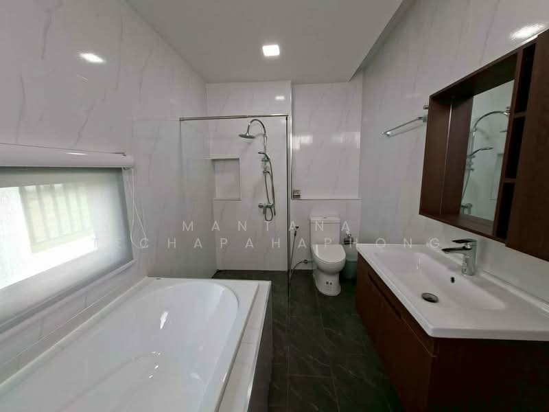 3-BR House, Prachuap Khiri Khan, Thap Tai, Hua Hin, Prachuap Khiri Khan, 3 Bedrooms, 220 sqm, Single Detached House For Rent, by Mantana Techapahaphong, 500482614 - DDproperty.com