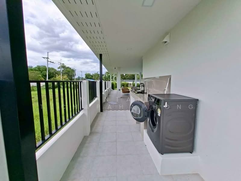 3-BR House, Prachuap Khiri Khan, Thap Tai, Hua Hin, Prachuap Khiri Khan, 3 Bedrooms, 220 sqm, Single Detached House For Rent, by Mantana Techapahaphong, 500482614 - DDproperty.com