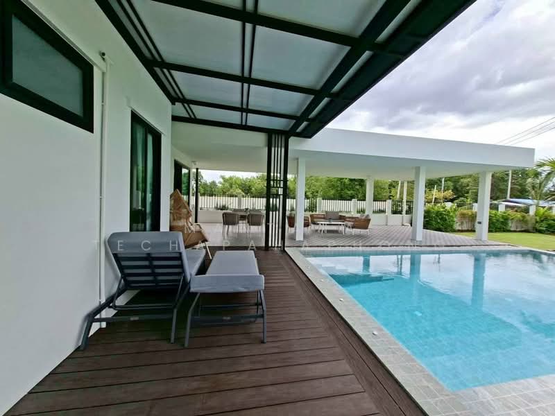 3-BR House, Prachuap Khiri Khan, Thap Tai, Hua Hin, Prachuap Khiri Khan, 3 Bedrooms, 220 sqm, Single Detached House For Rent, by Mantana Techapahaphong, 500482614 - DDproperty.com