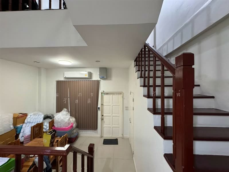 Baan Klang Muang Ladprao 71, Bangkok, Soi Nakniwat 34, Lat Phrao, Bangkok, 3 Bedrooms, 160 sqm, Townhouse For Sale, by คุณ ภรนันท์ปภัษฬ์ สวัสดิยกุล (ปู), 500482650 - DDproperty.com