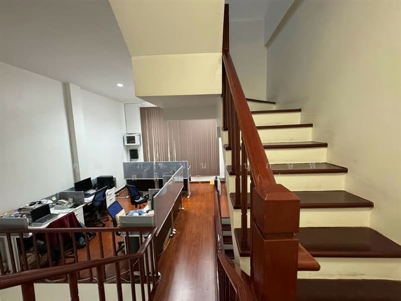 Baan Klang Muang Ladprao 71, Bangkok, Soi Nakniwat 34, Lat Phrao, Bangkok, 3 Bedrooms, 160 sqm, Townhouse For Sale, by คุณ ภรนันท์ปภัษฬ์ สวัสดิยกุล (ปู), 500482650 - DDproperty.com