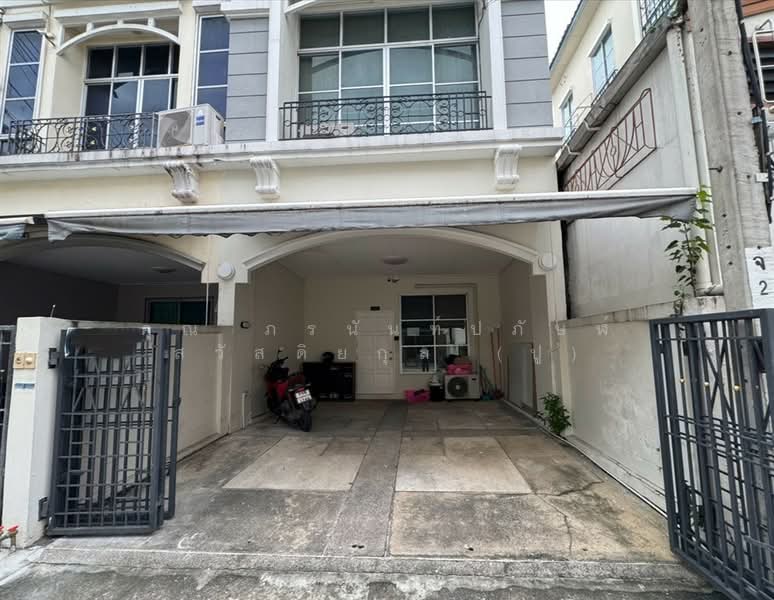 Baan Klang Muang Ladprao 71, Bangkok, Soi Nakniwat 34, Lat Phrao, Bangkok, 3 Bedrooms, 160 sqm, Townhouse For Sale, by คุณ ภรนันท์ปภัษฬ์ สวัสดิยกุล (ปู), 500482650 - DDproperty.com