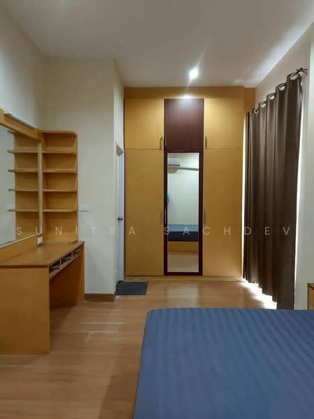 Golden Town 2 Onnut-Pattanakarn, Bangkok, 189 Soi On Nut 65 Yaek 14, Prawet, Bangkok, 4 Bedrooms, 130 sqm, Townhouse For Rent, by Sunitra Sachdev, 500482668 - DDproperty.com