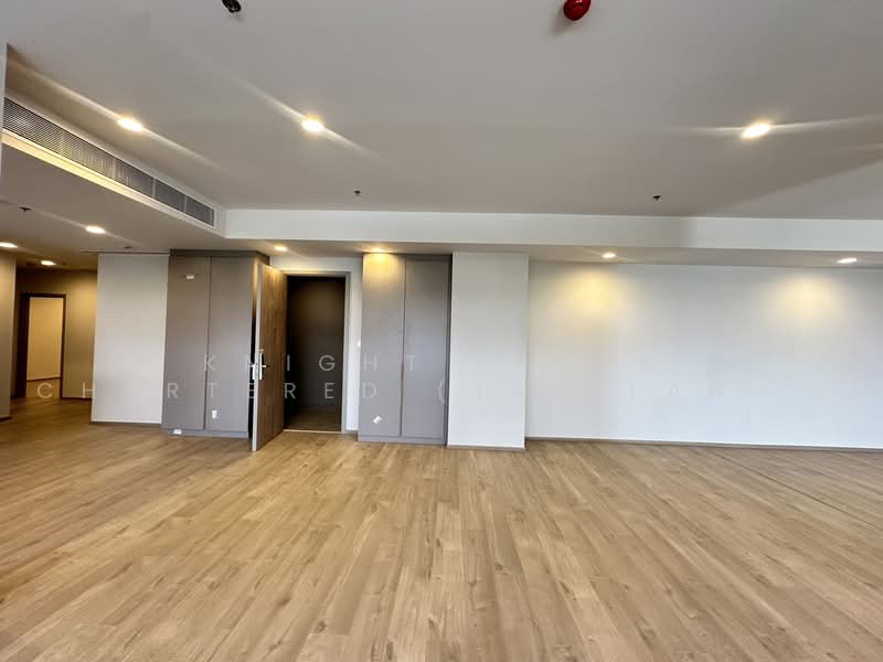 THE CROWN Residences, Bangkok, Rama 4 Road, Thung Maha Mek, Sathon, Bangkok, 3 Bedrooms, 108 sqm, Condo For Sale, by Knight Frank Chartered (Thailand) Co.,Ltd, 500482701 - DDproperty.com