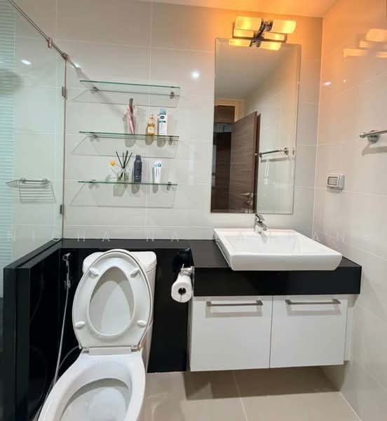 Supalai Prima Riva (Residential), Bangkok, Rama 3 Road, Chong Nonsi, Yan Nawa, Bangkok, 1 Bedroom, 61 sqm, Condo For Sale, by Nicha Na Lampang, 500482702 - DDproperty.com