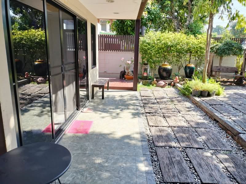 3-BR House, Bangkok, Khlong Kum, Bueng Kum, Bangkok, 3 Bedrooms, 330 sqm, Single Detached House For Sale, by Pattaporn Yongsungnone, 500482706 - DDproperty.com