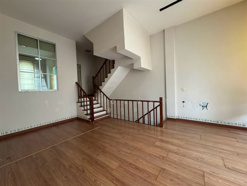 Baan Klang Muang Ladprao 71, Bangkok, Soi Nakniwat 34, Lat Phrao, Lat Phrao, Bangkok, 3 Bedrooms, 160 sqm, Townhouse For Sale, by คุณ ภรนันท์ปภัษฬ์ สวัสดิยกุล (ปู), 500482736 - DDproperty.com