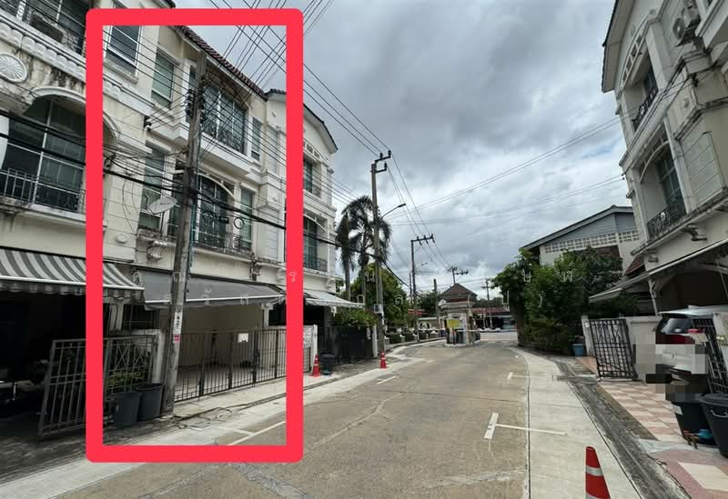 Baan Klang Muang Ladprao 71, Bangkok, Soi Nakniwat 34, Lat Phrao, Lat Phrao, Bangkok, 3 Bedrooms, 160 sqm, Townhouse For Sale, by คุณ ภรนันท์ปภัษฬ์ สวัสดิยกุล (ปู), 500482736 - DDproperty.com
