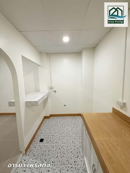 Phanason Villa 12 : พนาสนธิ์ วิลล่า 12, สมุทรปราการ, ซอย หมู่บ้านพนาสนธิ์วิลล่า 12, ท้ายบ้าน, เมืองสมุทรปราการ, สมุทรปราการ, 74 ตร.ม., ทาวน์เฮ้าส์ ขาย, โดย วิสุทธินี เฉลิมสินสุวรรณ, 500482757 - DDproperty.com