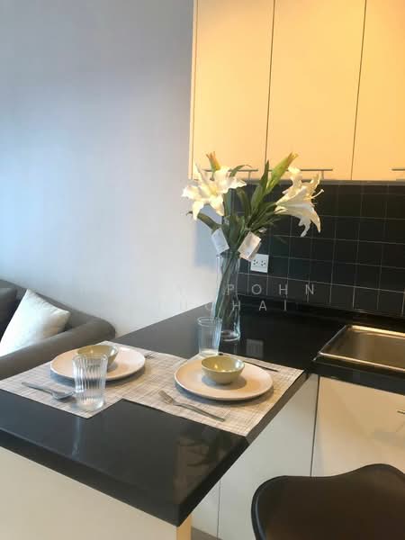 The Seed Mingle Sathorn-Suanplu, Bangkok, 389 Soi Sathon 3, Thung Maha Mek, Sathon, Bangkok, 1 Bedroom, 42 sqm, Condo For Rent, by Preeyapohn Jatuchai, 500482775 - DDproperty.com
