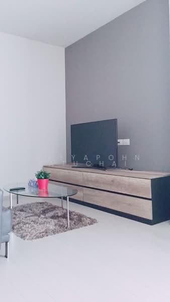 Noble Ploenchit, Bangkok, 1035 Ploenchit Road, Lumphini, Pathum Wan, Bangkok, 2 Bedrooms, 71 sqm, Condo For Rent, by Preeyapohn Jatuchai, 500482805 - DDproperty.com