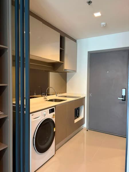 IDEO Sathorn-Wongwian Yai, Bangkok, 219 Soi Krung Thonburi 1, Khlong Ton Sai, Khlong San, Bangkok, 1 Bedroom, 35 sqm, Condo For Rent, by Agentbkk, 500482814 - DDproperty.com