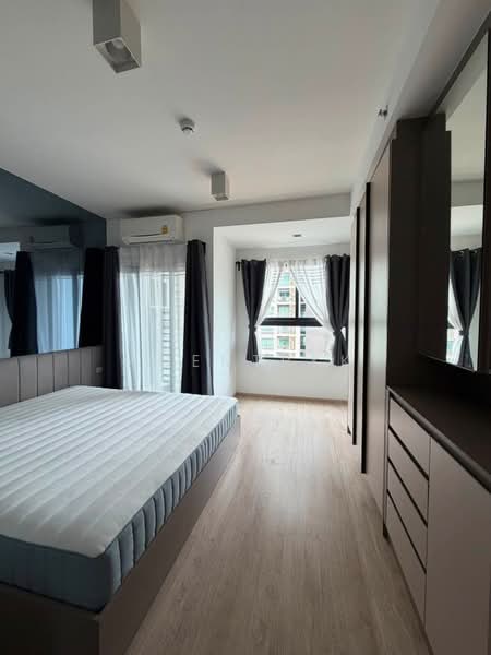 IDEO Sathorn-Wongwian Yai, Bangkok, 219 Soi Krung Thonburi 1, Khlong Ton Sai, Khlong San, Bangkok, 1 Bedroom, 35 sqm, Condo For Rent, by Agentbkk, 500482814 - DDproperty.com