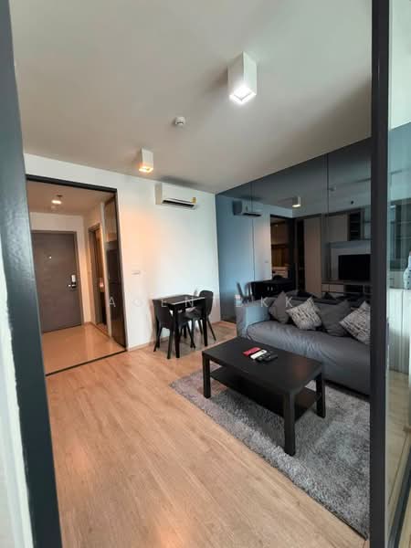 IDEO Sathorn-Wongwian Yai, Bangkok, 219 Soi Krung Thonburi 1, Khlong Ton Sai, Khlong San, Bangkok, 1 Bedroom, 35 sqm, Condo For Rent, by Agentbkk, 500482814 - DDproperty.com