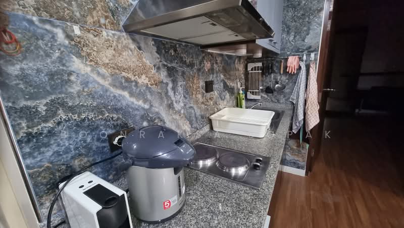 The Trendy, Bangkok, 10 Soi Sukhumvit 13, Khlongtoei Nua, Watthana, Bangkok, 2 Bedrooms, 73 sqm, Condo For Rent, by Boonraksa Sopak, 500482818 - DDproperty.com