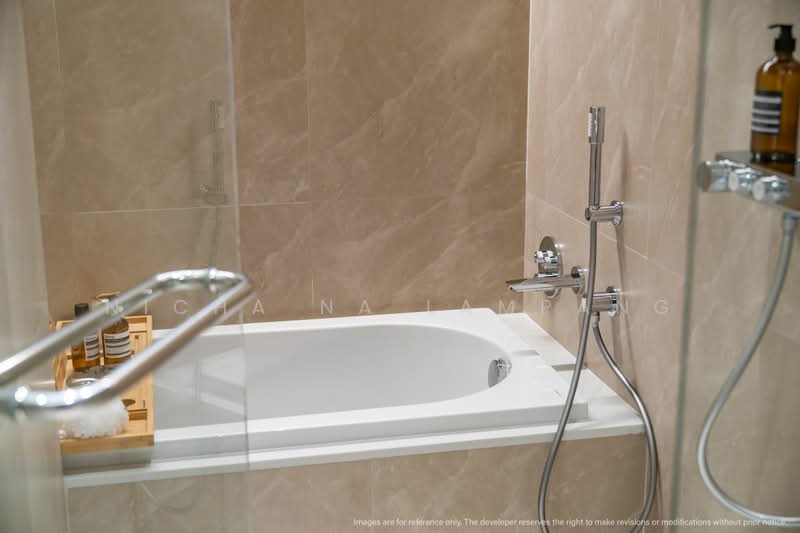 Noble Emmerse Phrom Phong, Bangkok, 643 Sukhumvit Road, Khong Tan, Khlong Toei, Bangkok, 4 Bedrooms, 376 sqm, Condo For Sale, by Nicha Na Lampang, 500482819 - DDproperty.com