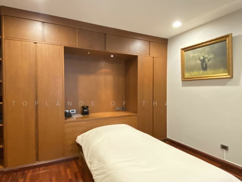 ให้เช่า บ้าน Luxry ทองหล่อ 3 ชั้น (พร้อมสวนสไตล์ Zen) 112 ตร.ว. 420 ตร.ม. 5 ห้องนอน 5 ห้องน้ำ, Bangkok, ทองหล่อ, Khlong Tan Nua, Watthana, Bangkok, 5 Bedrooms, 420 sqm, Single Detached House For Rent, by TopLands of Thailand, 500482823 - DDproperty.com