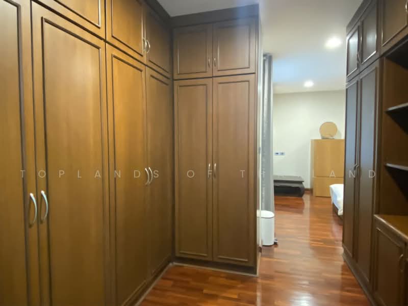 ให้เช่า บ้าน Luxry ทองหล่อ 3 ชั้น (พร้อมสวนสไตล์ Zen) 112 ตร.ว. 420 ตร.ม. 5 ห้องนอน 5 ห้องน้ำ, Bangkok, ทองหล่อ, Khlong Tan Nua, Watthana, Bangkok, 5 Bedrooms, 420 sqm, Single Detached House For Rent, by TopLands of Thailand, 500482823 - DDproperty.com