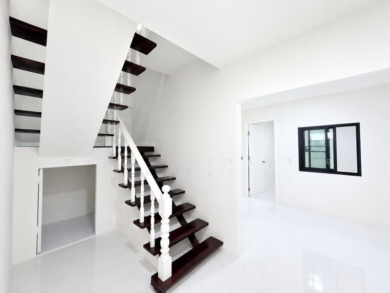 Baan Yu Charoen, Pathum Thani, Bang Yitho, Thanyaburi, Pathum Thani, 3 Bedrooms, 119 sqm, Townhouse For Sale, by ภัทรนัน อิศรางกูร ณ อยุธยา, 500482824 - DDproperty.com