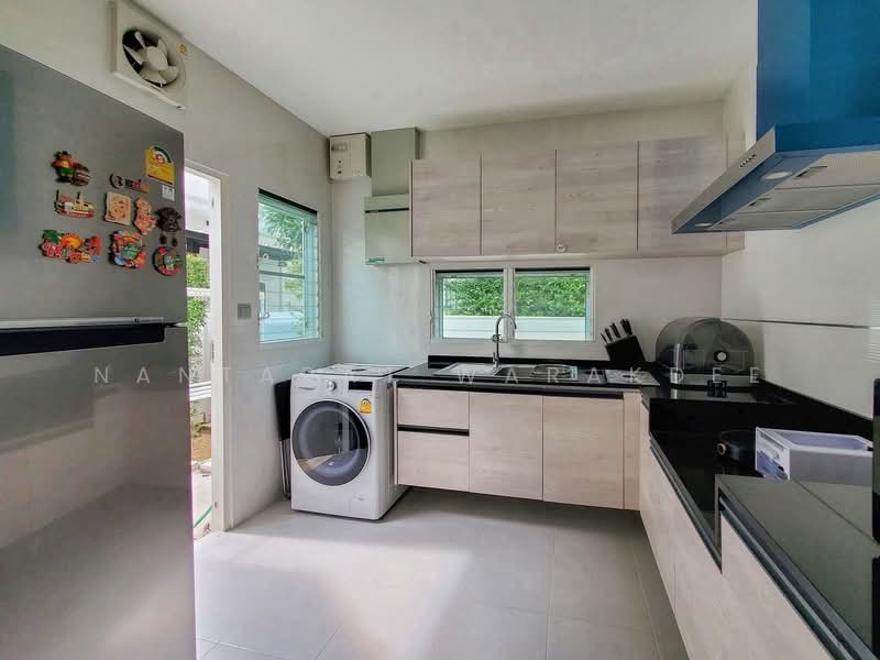 มัณฑนา 2 มอเตอร์เวย์ - กรุงเทพกรีฑาตัดใหม่ : Mantana 2 Motorway - New Krungthepkreetha, กรุงเทพ, มอเตอร์เวย์มัณฑนา 2-แยกกรุงเทพกรีฑาใหม่ ถ.พัฒนาการ 4, คลองสองต้นนุ่น, ลาดกระบัง, กรุงเทพ, 185 ตร.ม., บ้านเดี่ยว ขาย, โดย Nantapat Warakdee, 500482847 - DDproperty.com